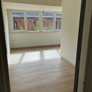 Woning aan de Marktplein te Winschoten