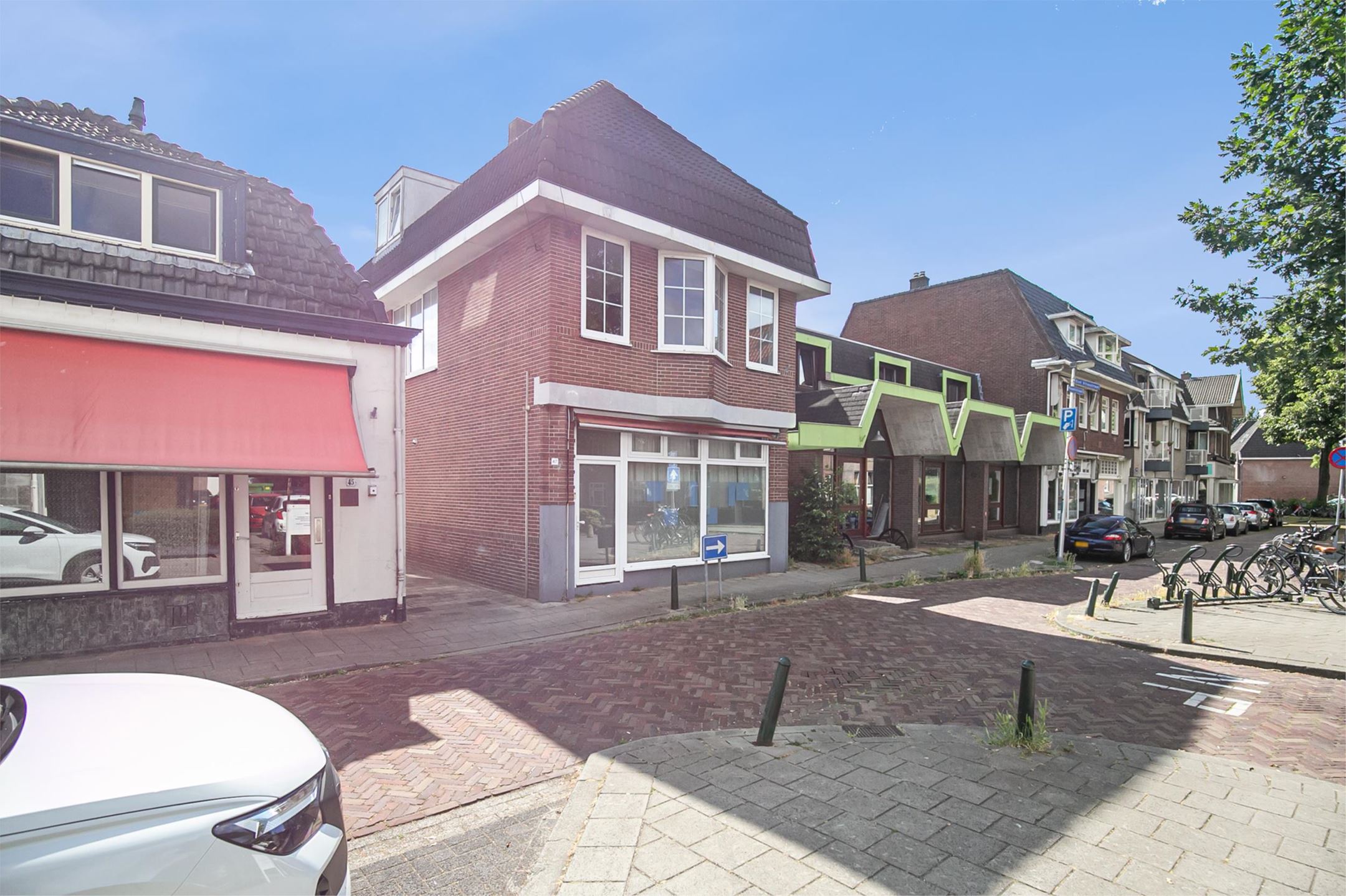 Woning aan de Kapelstraat te Bussum