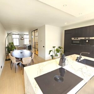 Woning aan de Van Oosterzeestraat te Rotterdam