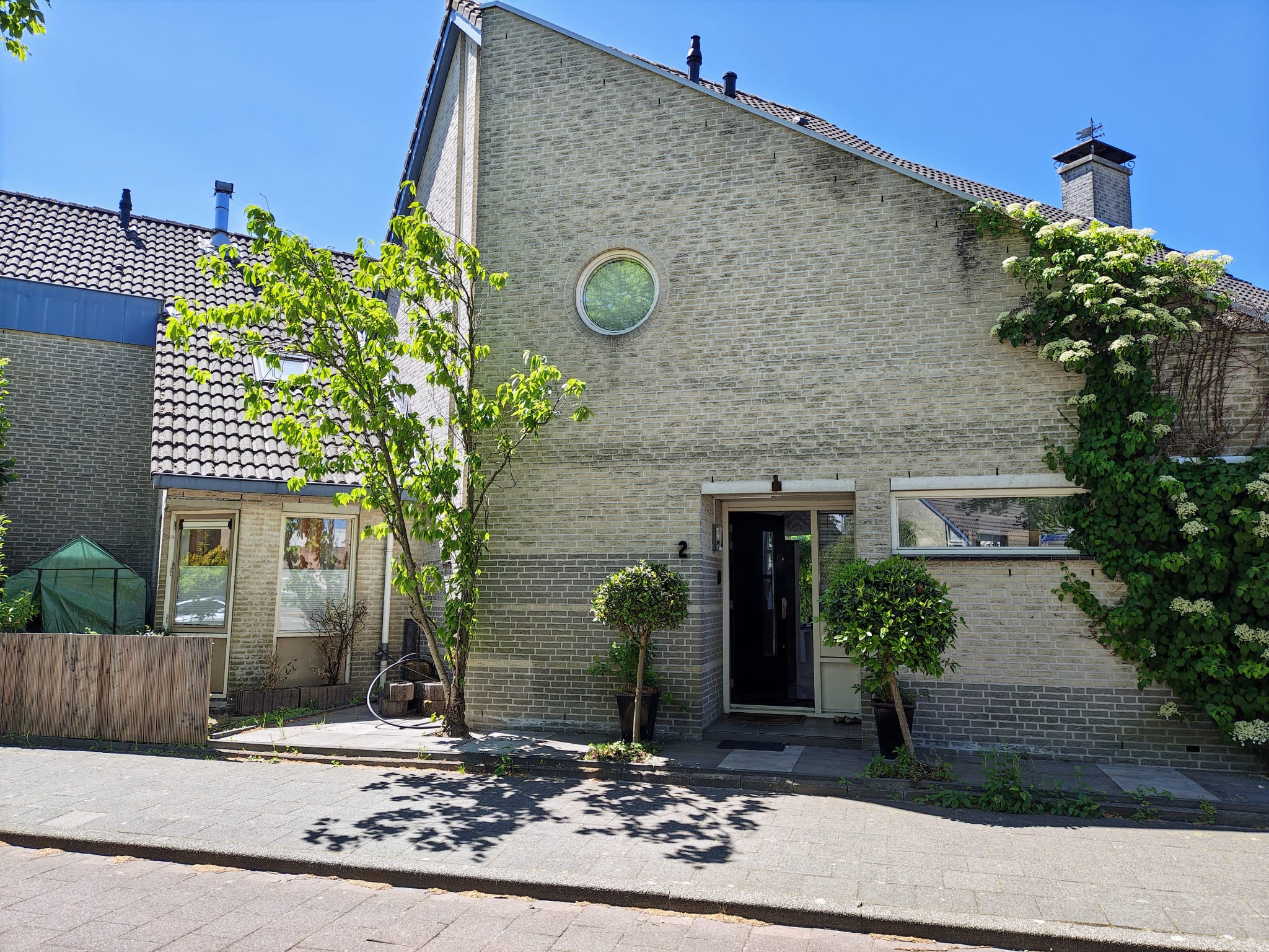 Woning aan de Bertha von Suttnerlaan te Amstelveen