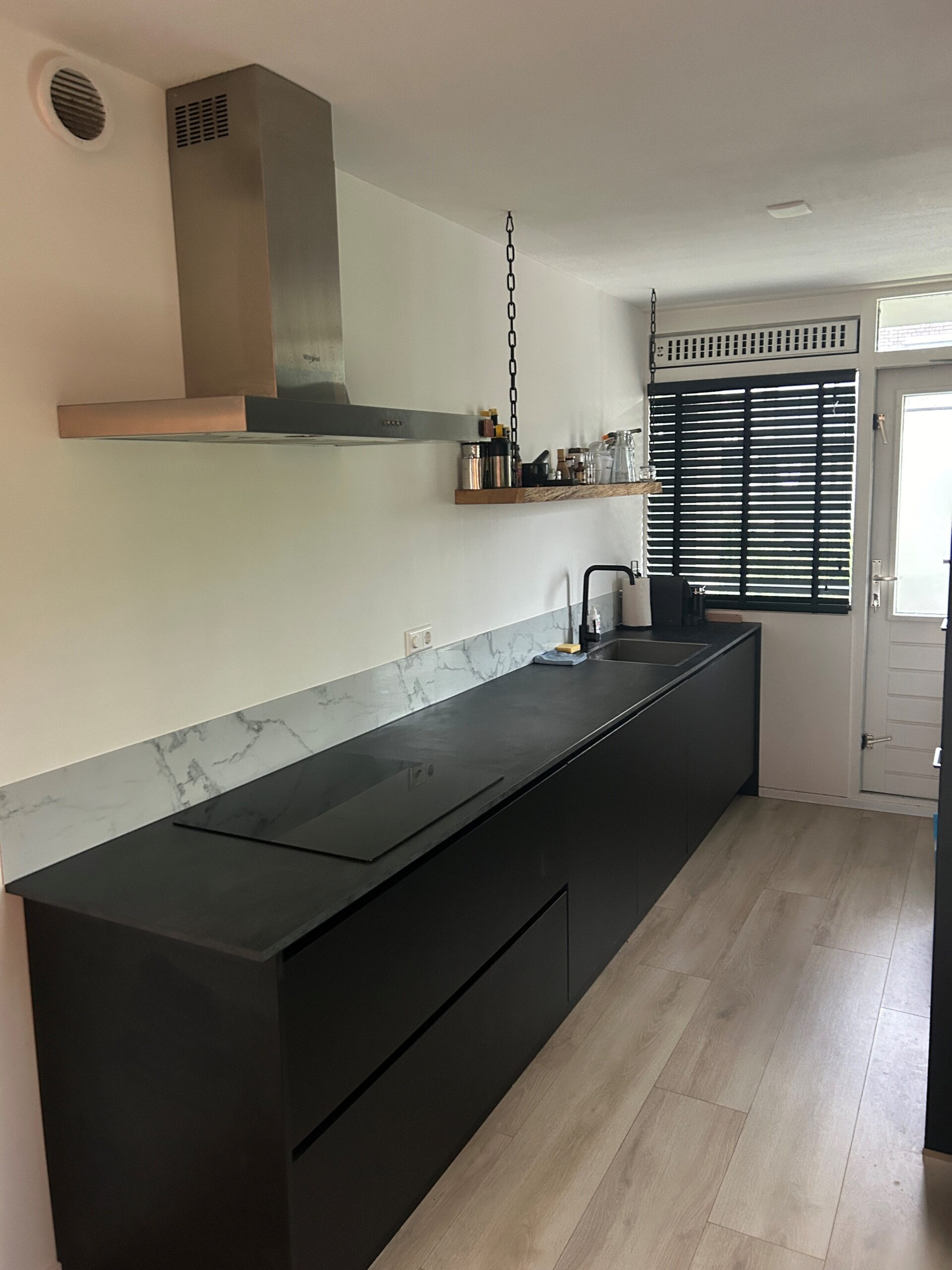 Woning aan de Nassauhaven te Rotterdam