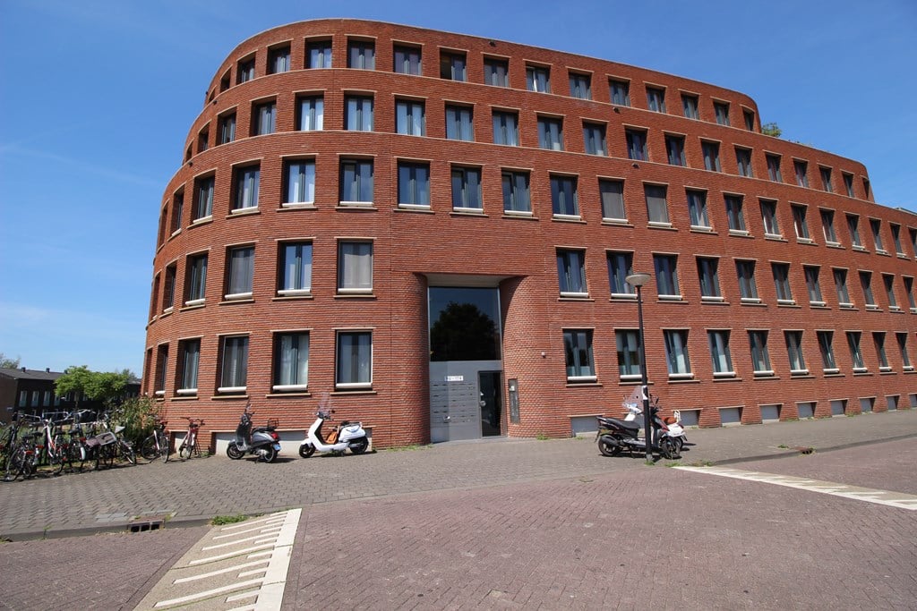 Woning aan de P. Hans Frankfurthersingel te Amsterdam