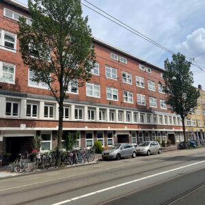 Woning aan de Admiraal De Ruijterweg te Amsterdam