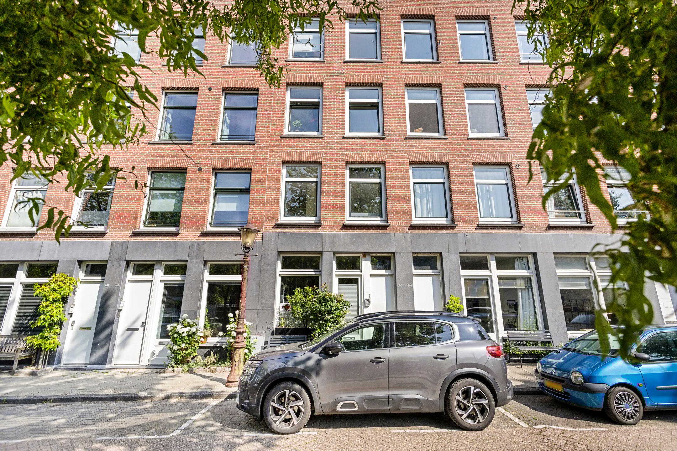 Woning aan de Jacob van Lennepkade te Amsterdam