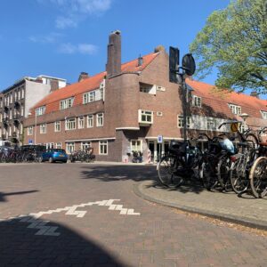 Woning aan de Linnaeusparkweg te Amsterdam