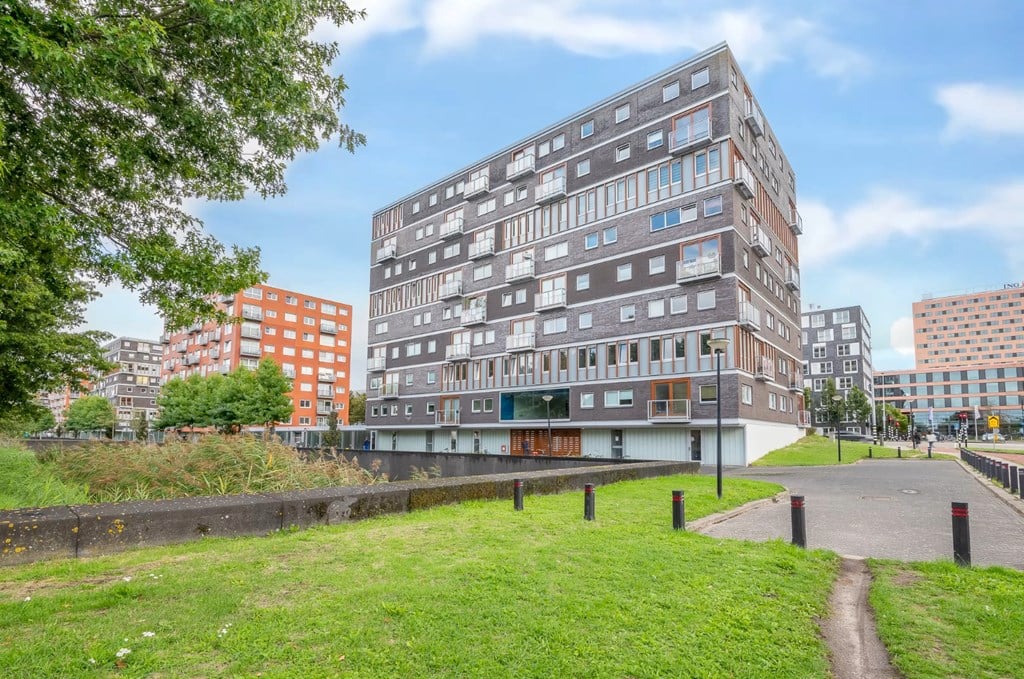 Woning aan de Anna Blamansingel te Amsterdam