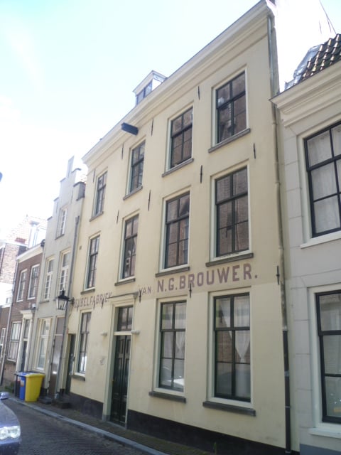 Woning aan de Annastraat te Utrecht