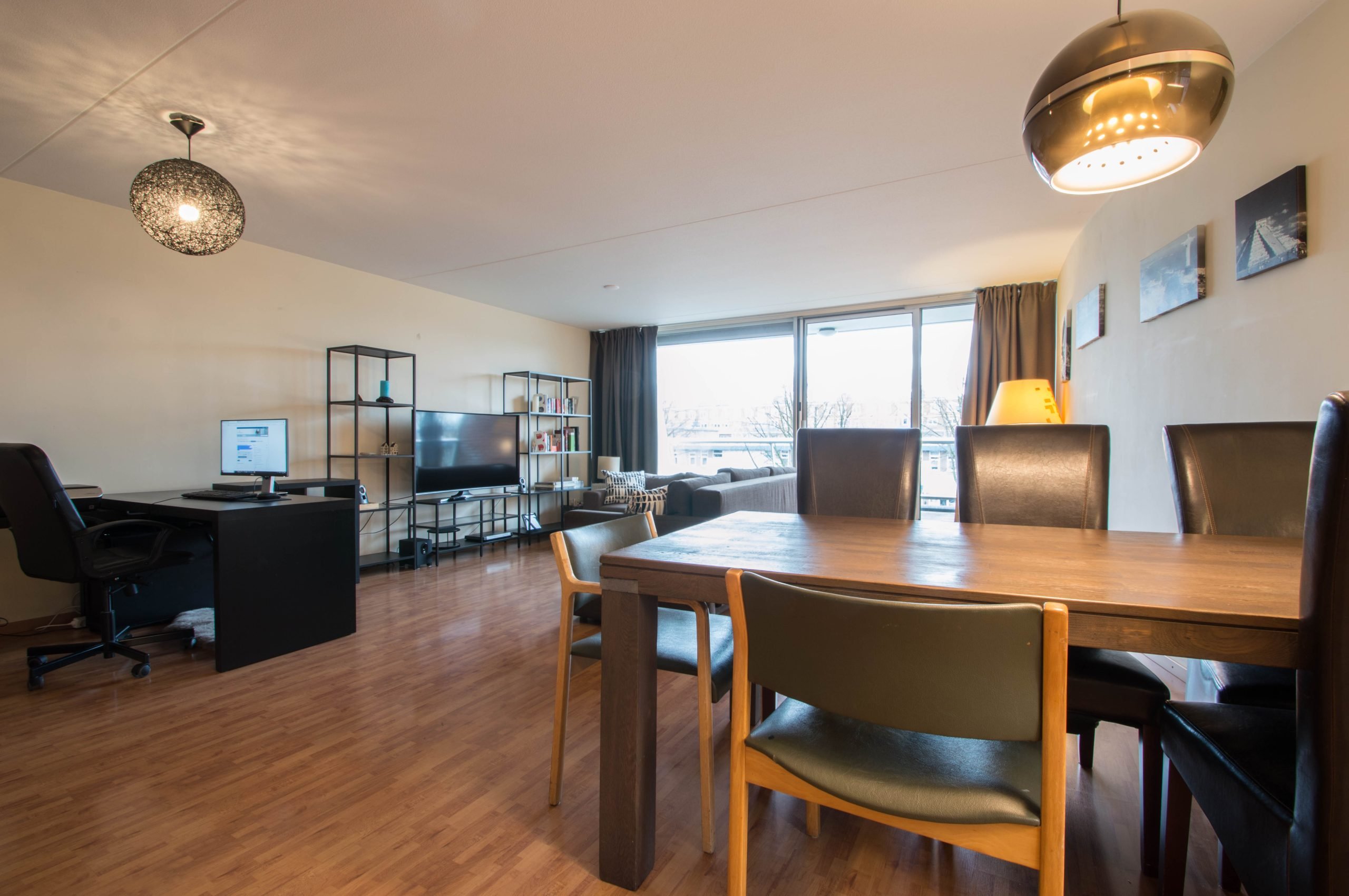 Woning aan de Gulden Kruis te Amsterdam