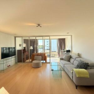 Woning aan de Arent Janszoon Ernststraat te Amsterdam