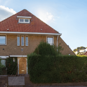 Woning aan de Bisonstraat te Bussum