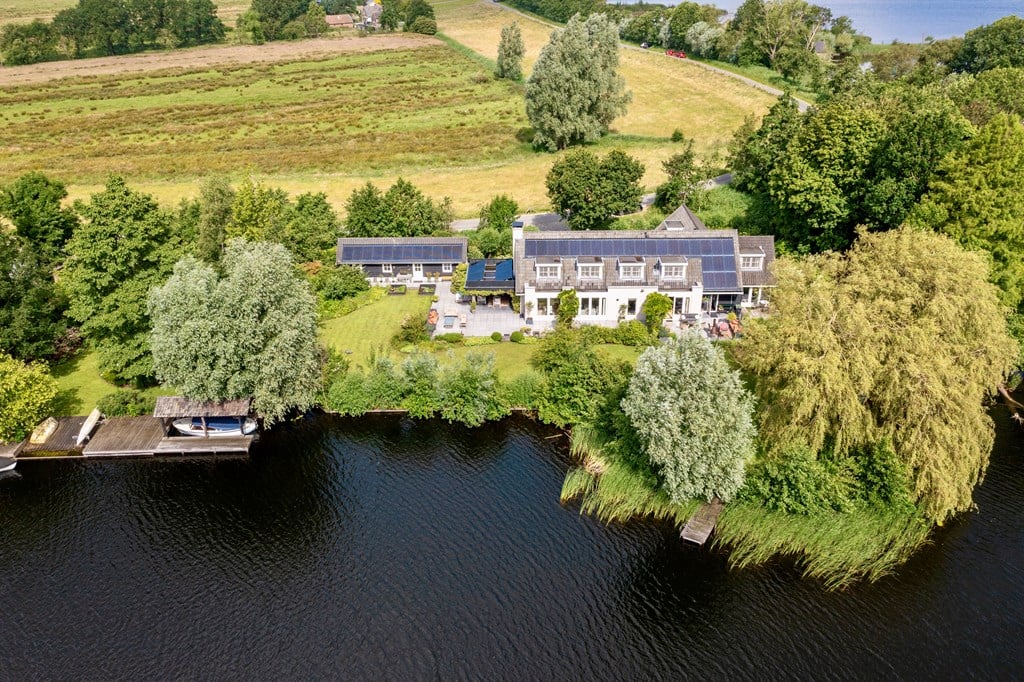 Woning aan de Botsholsedijk te Waverveen
