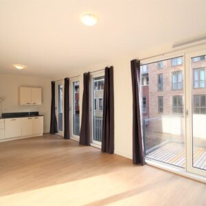 Woning aan de Carel Willinkgracht te Diemen