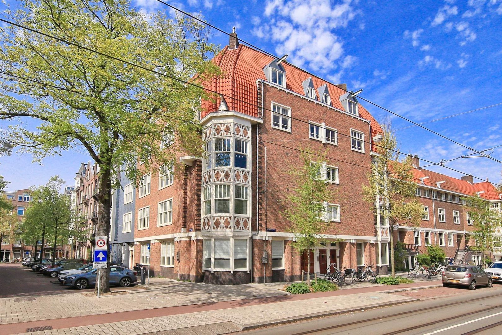 Woning aan de De Lairessestraat te Amsterdam