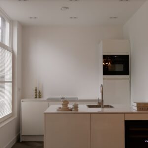 Woning aan de Derde Helmersstraat te Amsterdam