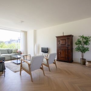 Woning aan de Groen van Prinstererlaan te Den Haag