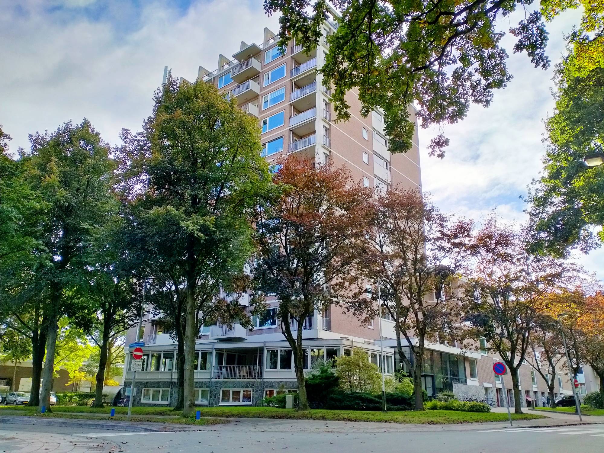 Woning aan de Helper Brink te Groningen