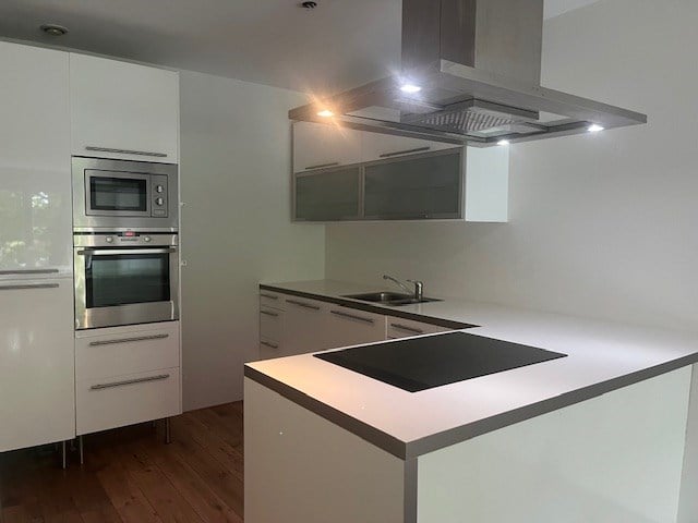 Woning aan de Johan van der Keukenstraat te Amsterdam