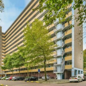 Woning aan de Langswater te Amsterdam