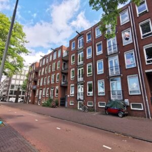 Woning aan de Oostenburgergracht te Amsterdam