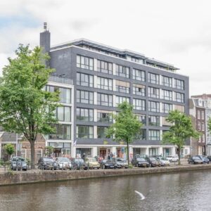 Woning aan de Sloterkade te Amsterdam