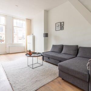 Woning aan de Van Ostadestraat te Amsterdam