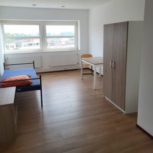 Woning aan de Duivendrechtsekade te Amsterdam