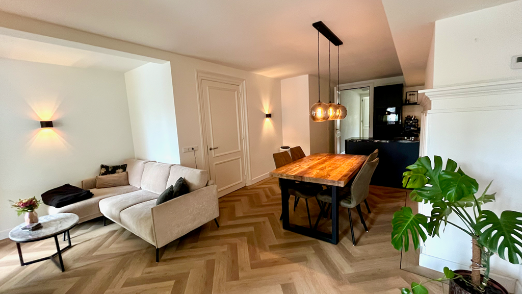 Woning aan de Oranjestraat te Den Haag