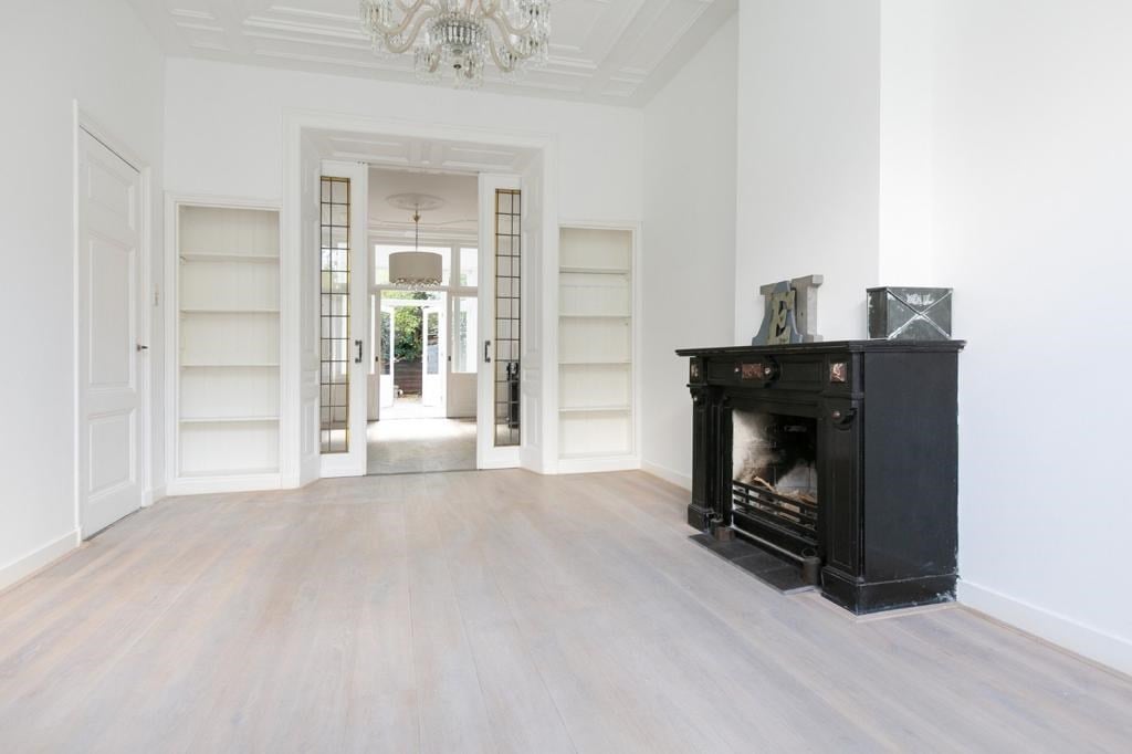 Woning aan de Suezkade te Den Haag