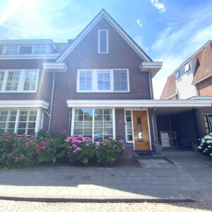 Woning aan de Badlaan te Amstelveen