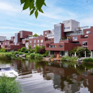 Woning aan de IJburglaan te Amsterdam