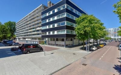 Woning aan de Marius Bauerstraat te Amsterdam