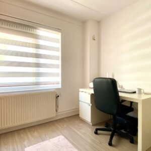 Woning aan de Aalbersestraat te Amsterdam