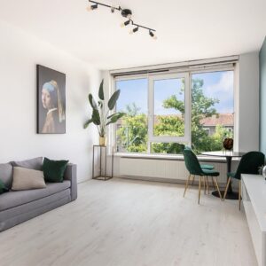 Woning aan de Dorpsweg te Rotterdam