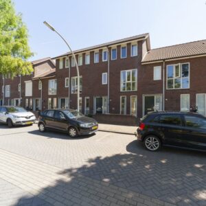 Woonhuis in Hendrik-Ido-Ambacht