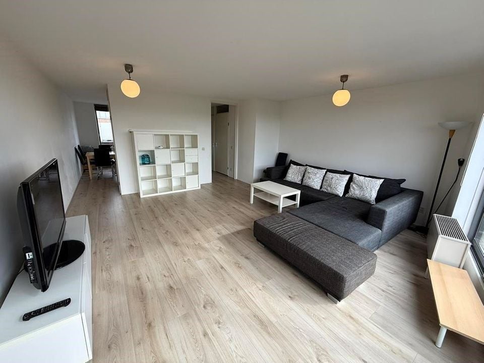 Woning aan de Belgiëplein te Amsterdam