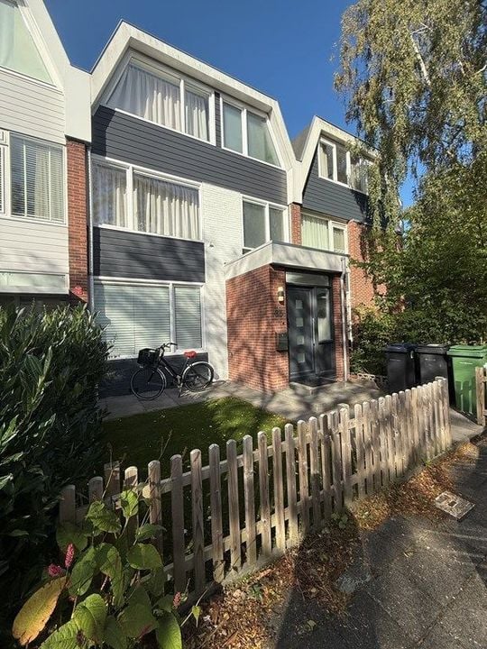 Woning aan de Brantwijk te Amstelveen