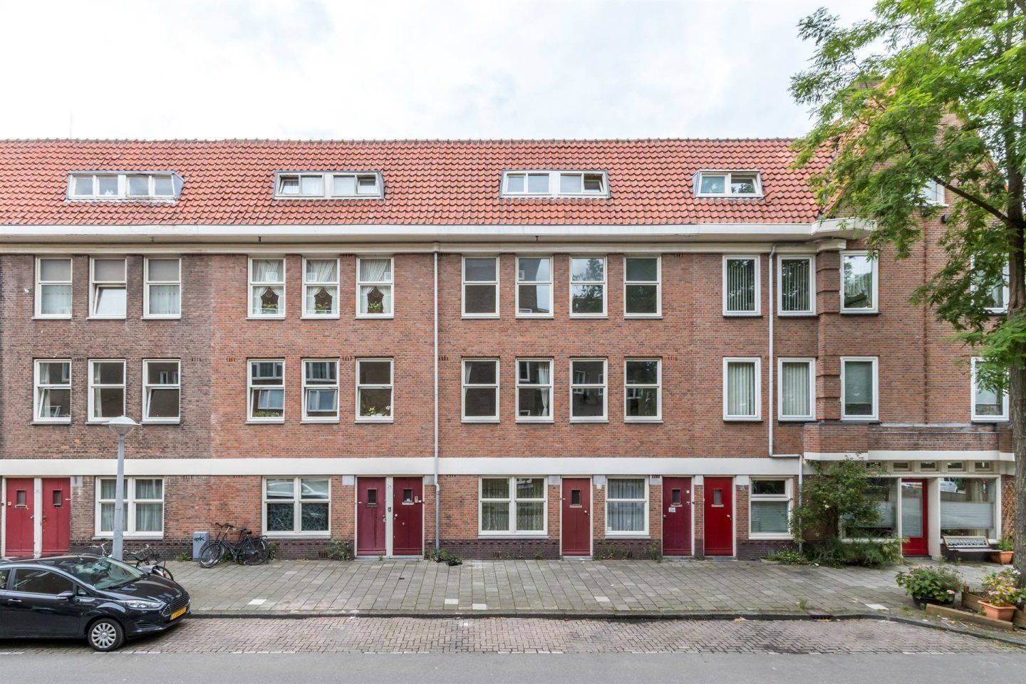 Woning aan de Davisstraat te Amsterdam