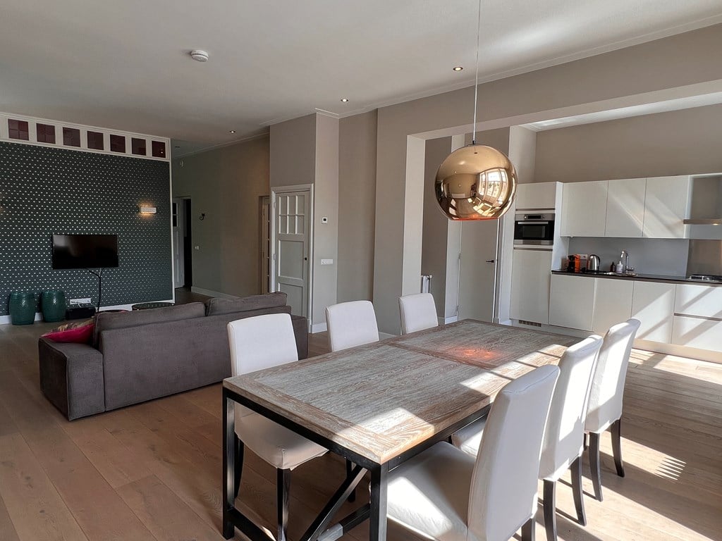 Woning aan de De Lairessestraat te Amsterdam