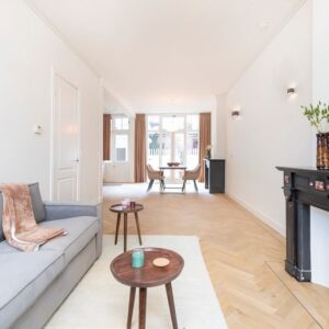 Woning aan de Eerste Helmersstraat te Amsterdam