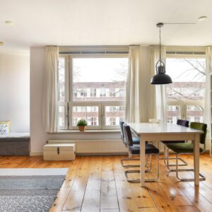 Woning aan de Hoofdweg te Amsterdam