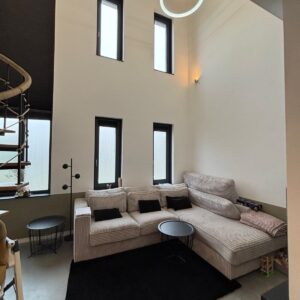 Woning aan de Kaasjeskruidstraat te Amsterdam