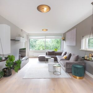 Woning aan de Kiefskamp te Amsterdam