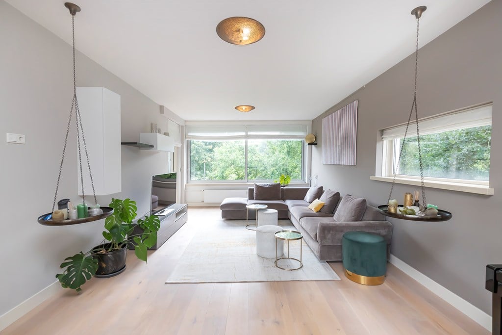 Woning aan de Kiefskamp te Amsterdam