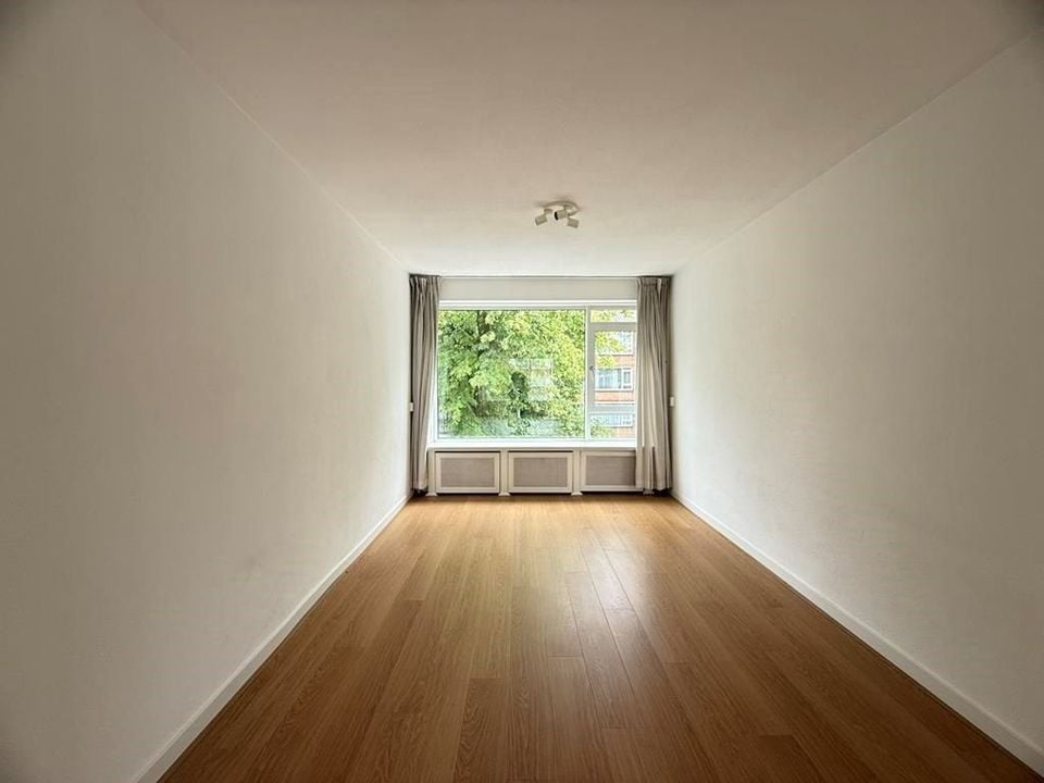 Woning aan de Koxhorn te Amsterdam