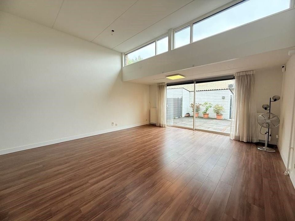 Woning aan de Louis Couperussingel te Amstelveen