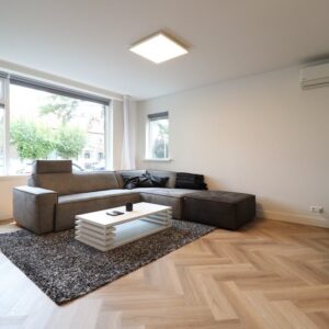 Woning aan de Oranje Nassaustraat te Halfweg