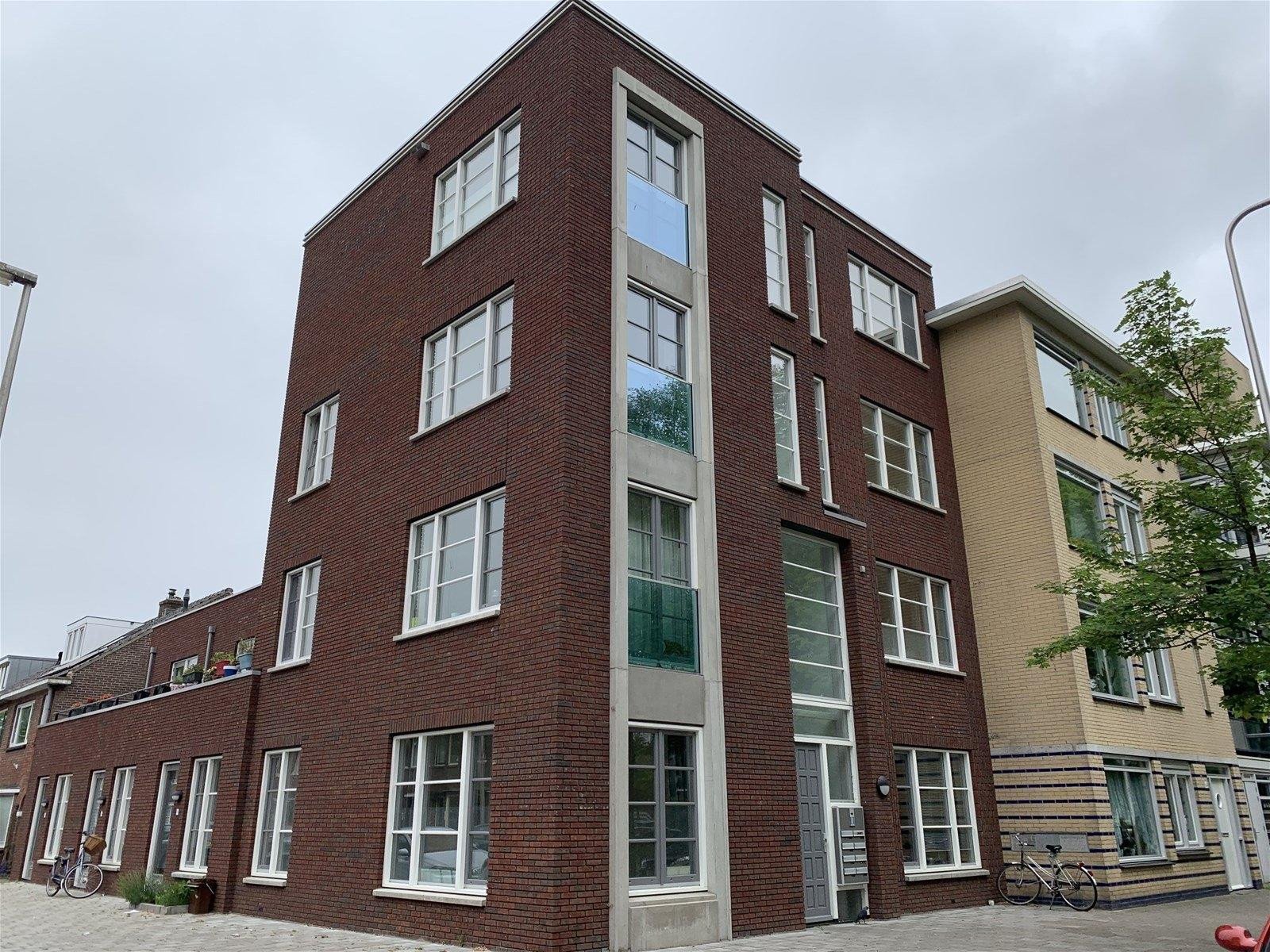 Woning aan de Prins Bernhardlaan te Utrecht