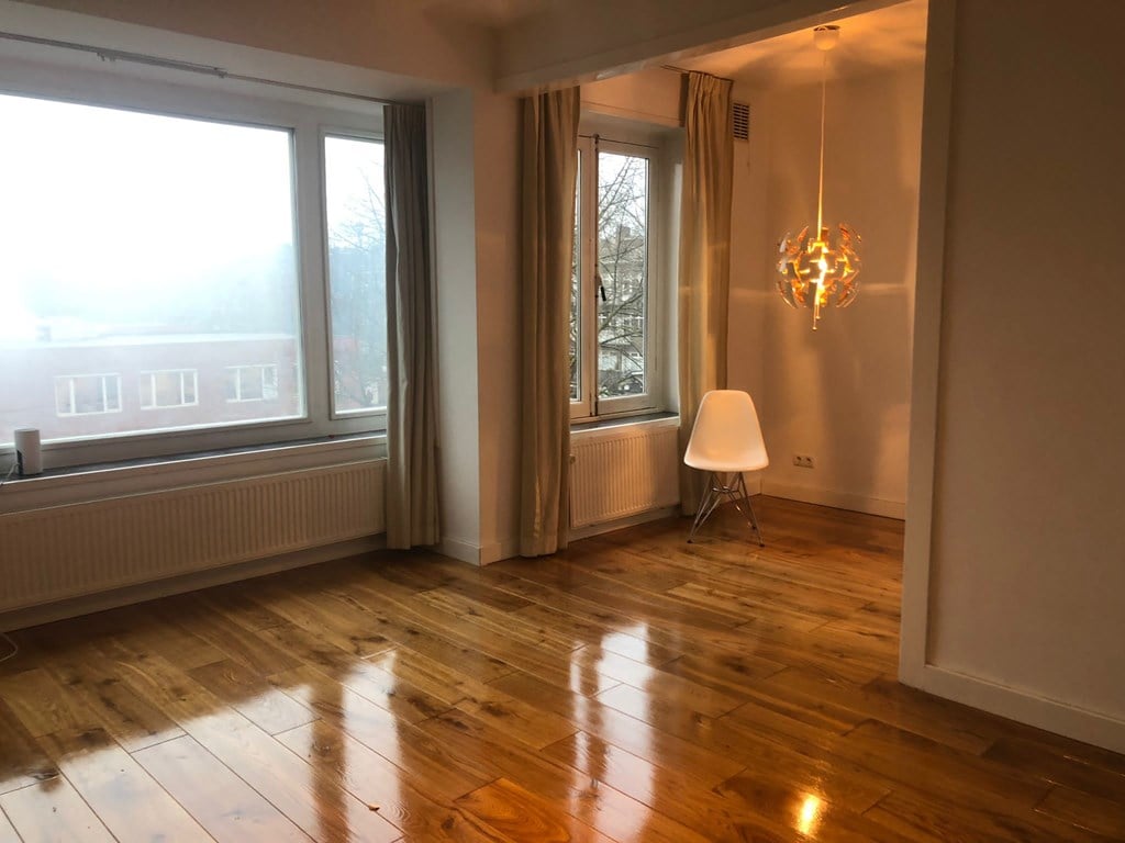 Woning aan de Sanderijnstraat te Amsterdam