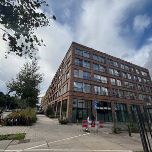 Woning aan de Schipluidenlaan te Amsterdam