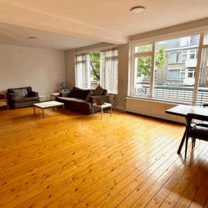 Woning aan de Theresiastraat te Den Haag